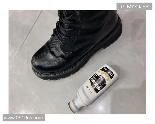 如何正确清洁和保养足球鞋以延长使用寿命和保持性能