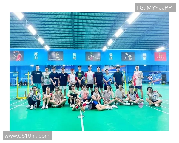 武汉羽毛球队与广州羽毛球队赛后复盘分析团队配合与战术执行的关键因素